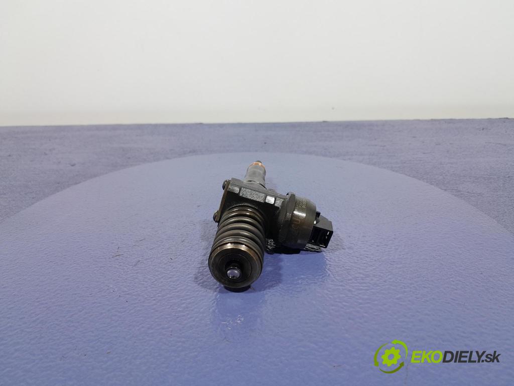 Vw Passat 2006 vstrek 038130073BQ