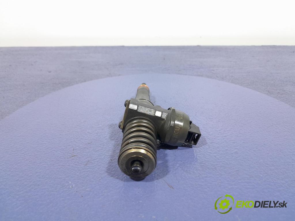 Vw Passat 2006 vstrek 038130073BQ