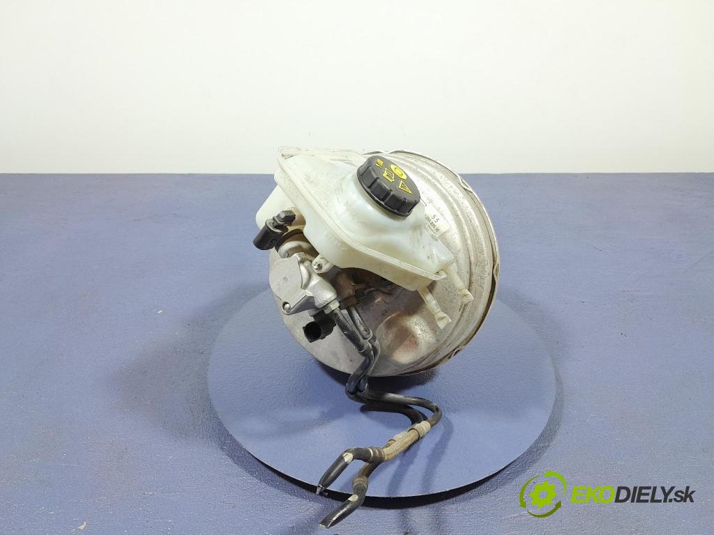 Porsche Cayman 2016 servo Brzdní: 98135502530