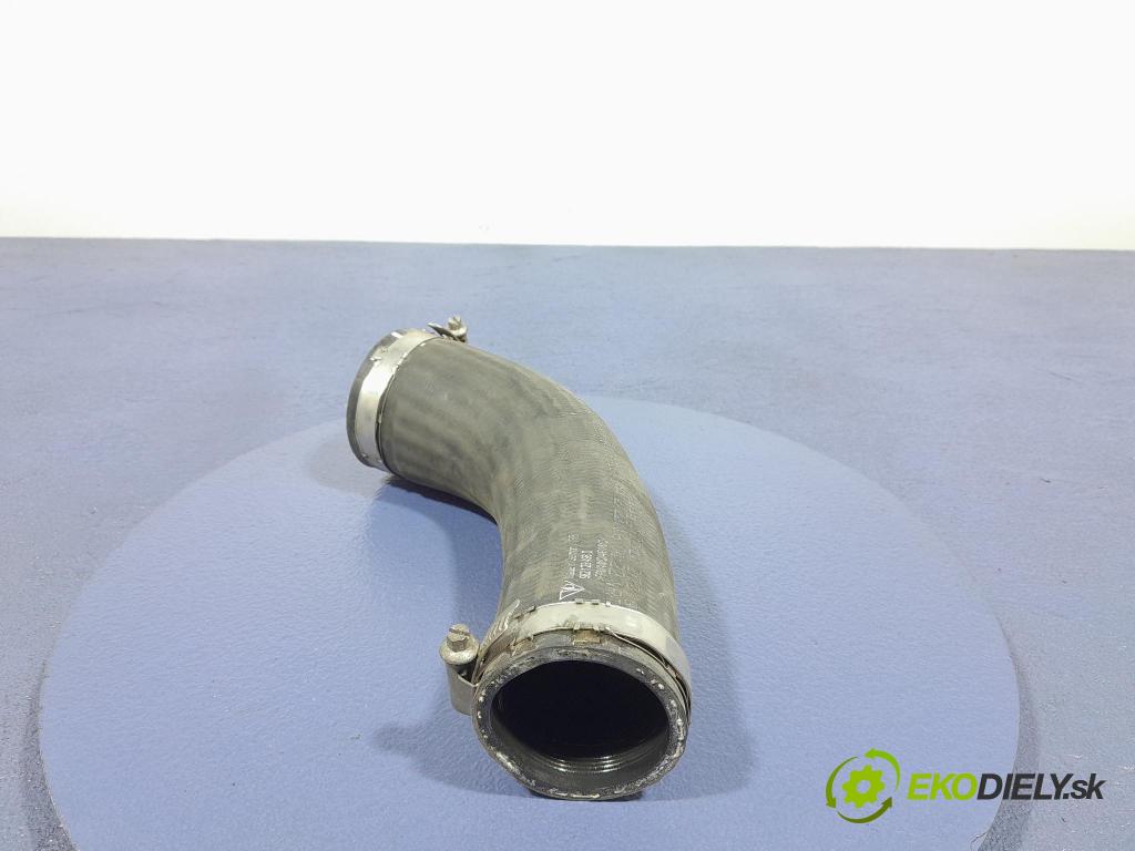 Porsche Cayman 2016 rúrka Vzduch: 982129498D