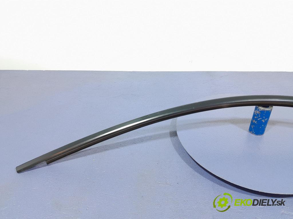 Porsche Cayman 2016 lišta Dekoratívne: 98153748201