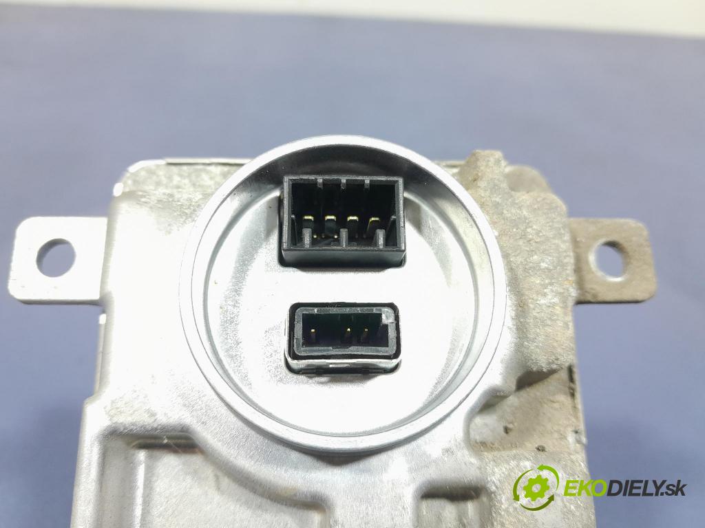 Porsche Cayman 2016 střídač: 8K0941597E