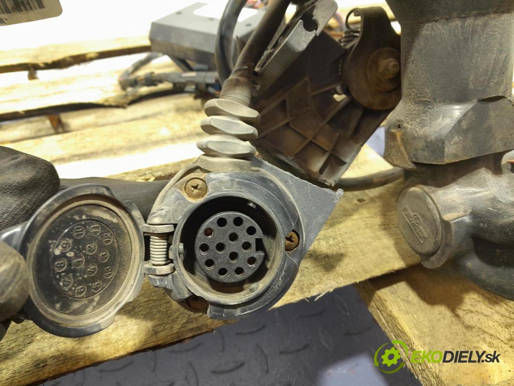 Vw Passat 2006 Hák: Do Prívesy: 3C0803881B