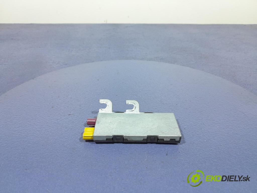 Porsche Cayman 2016 Zesilovač: 920423001