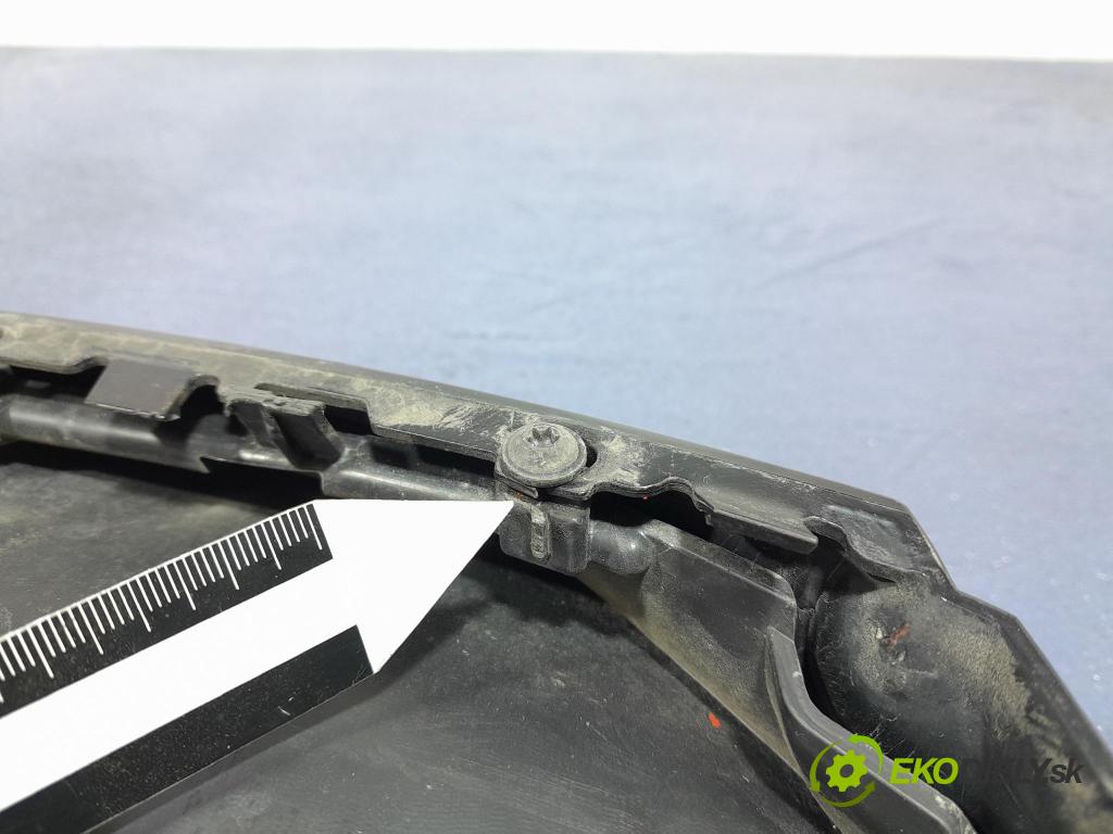 Porsche Cayman 2016 zaslepka: zad 982807795A