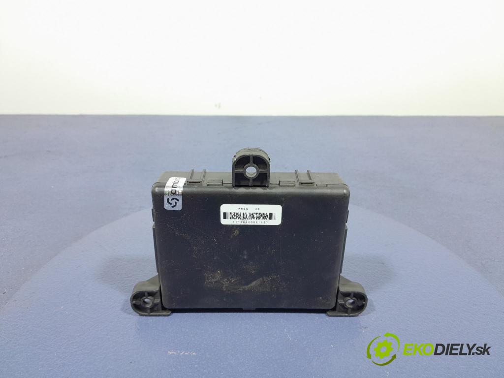 Renault Midlum 2011 riadiaca jednotka 7421427023