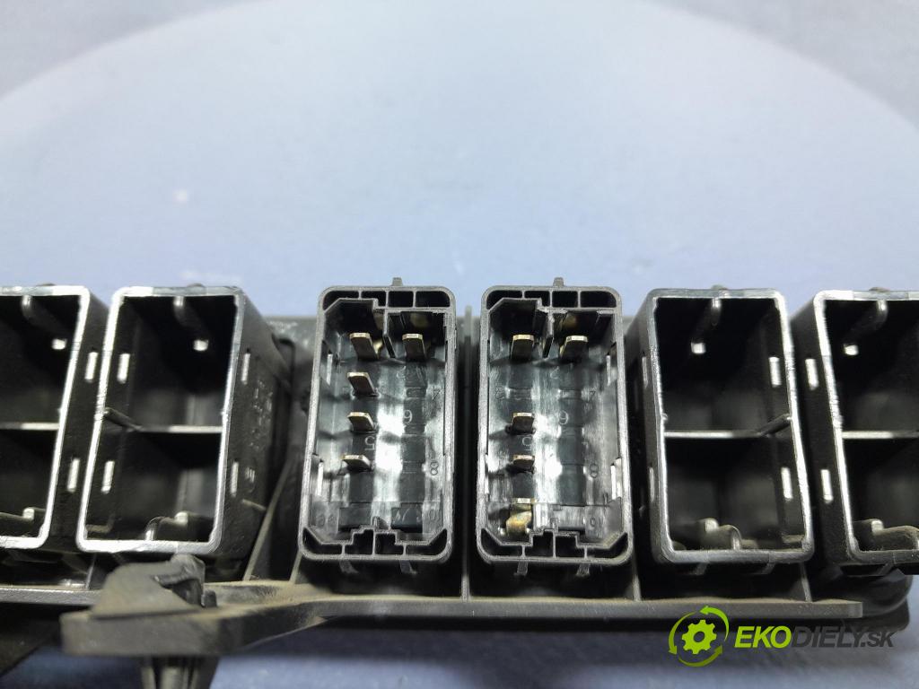 Renault Midlum 2011 prepínač 7420920570