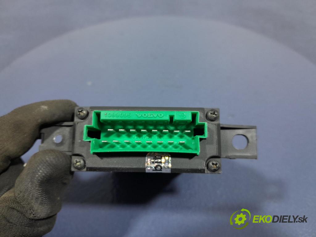 Renault Midlum 2011 řídící jednotka 7420787694