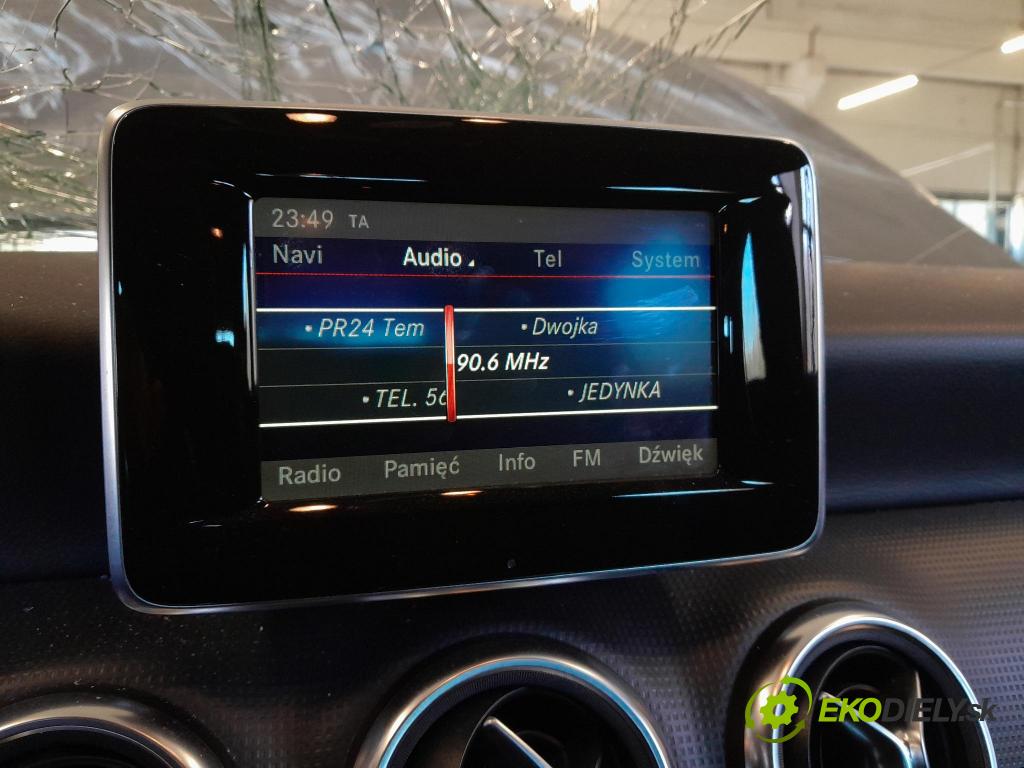 Mercedes A-klasa 2014 Zobrazit: Rádio: / GPS A2469001206