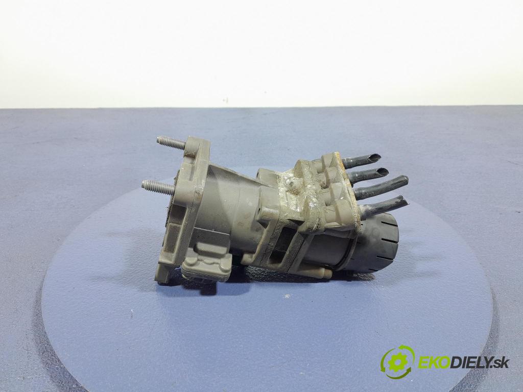 Renault Midlum 2011 čerpadlo Brzda: 21390592