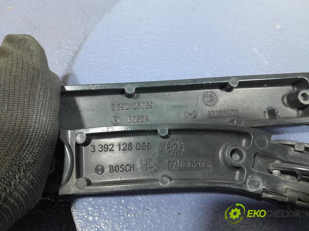 Porsche Cayman 2016 Rameno: Stierače: Predné 99162812102