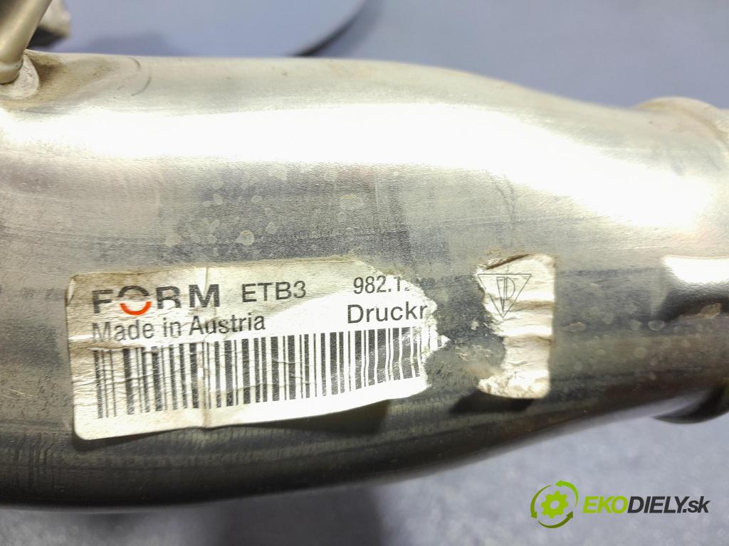 Porsche Cayman 2016 chladič Vzduch: 982145621A