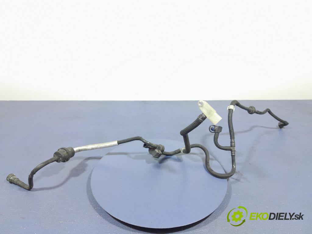 Porsche Cayman 2016 rúrka Vzduch: 9A160524101