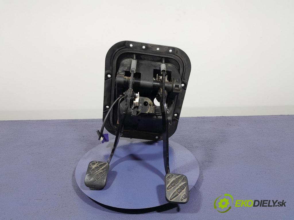 Renault Midlum 2011 pedále 7421344619