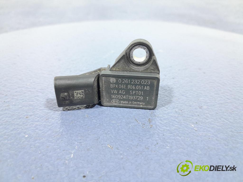 Porsche Cayman 2016 snímač tlaku Mapsensor: 06E906051AB