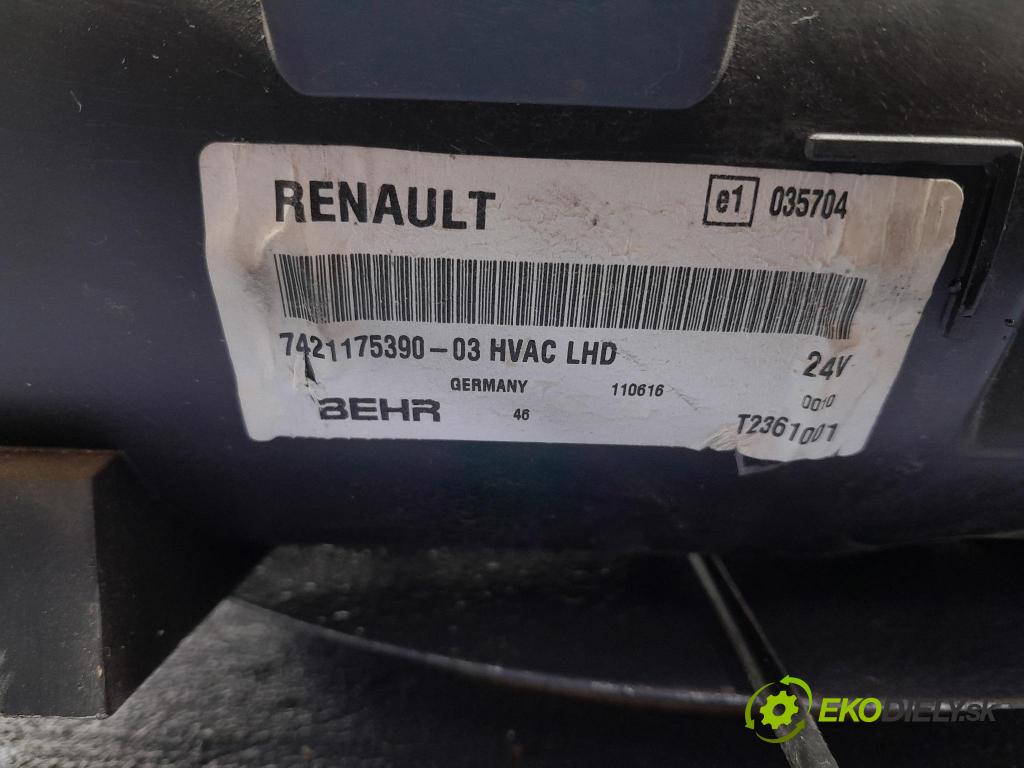 Renault Midlum 2011 radiátor 7421175390