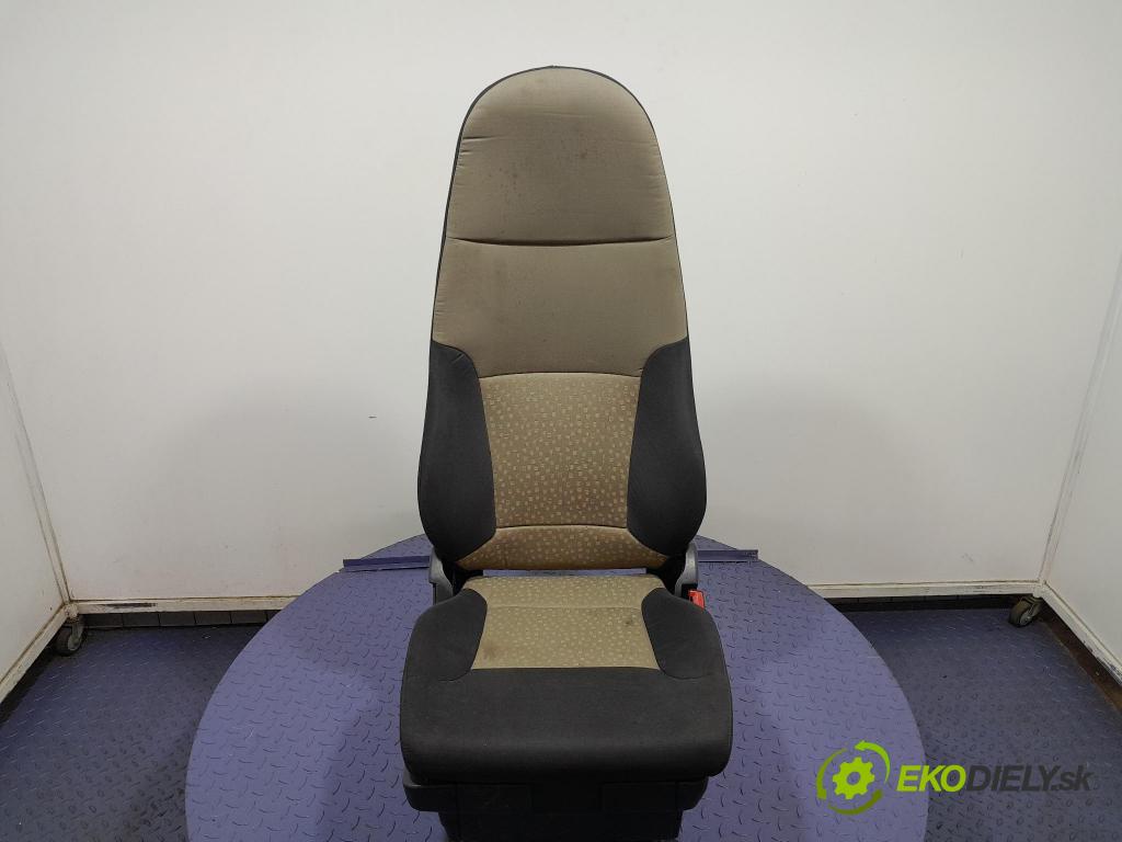 Renault Midlum 2011 Sedačka spolujazdca