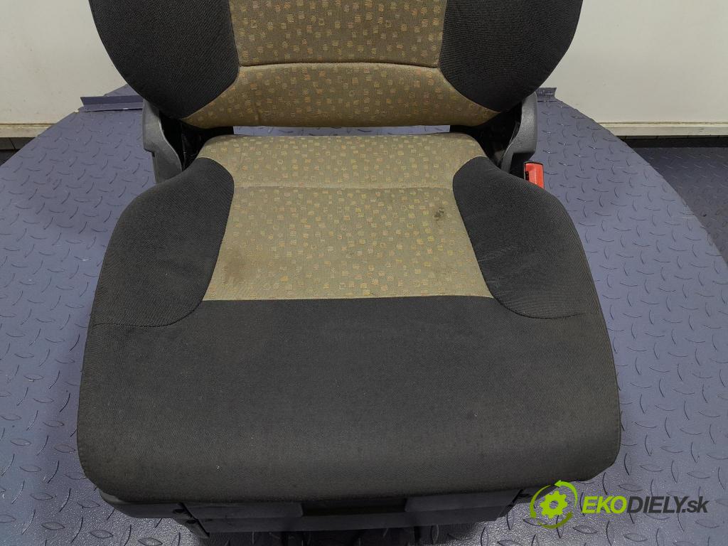 Renault Midlum 2011 Sedačka spolujazdca