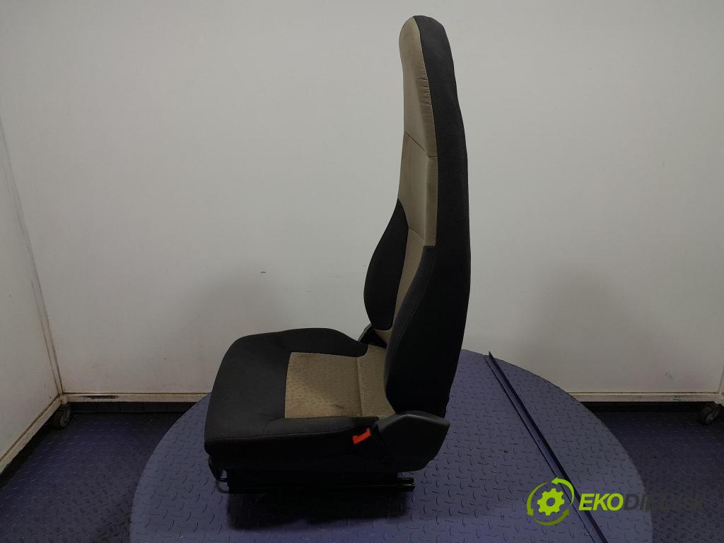 Renault Midlum 2011 Sedačka spolujazdca