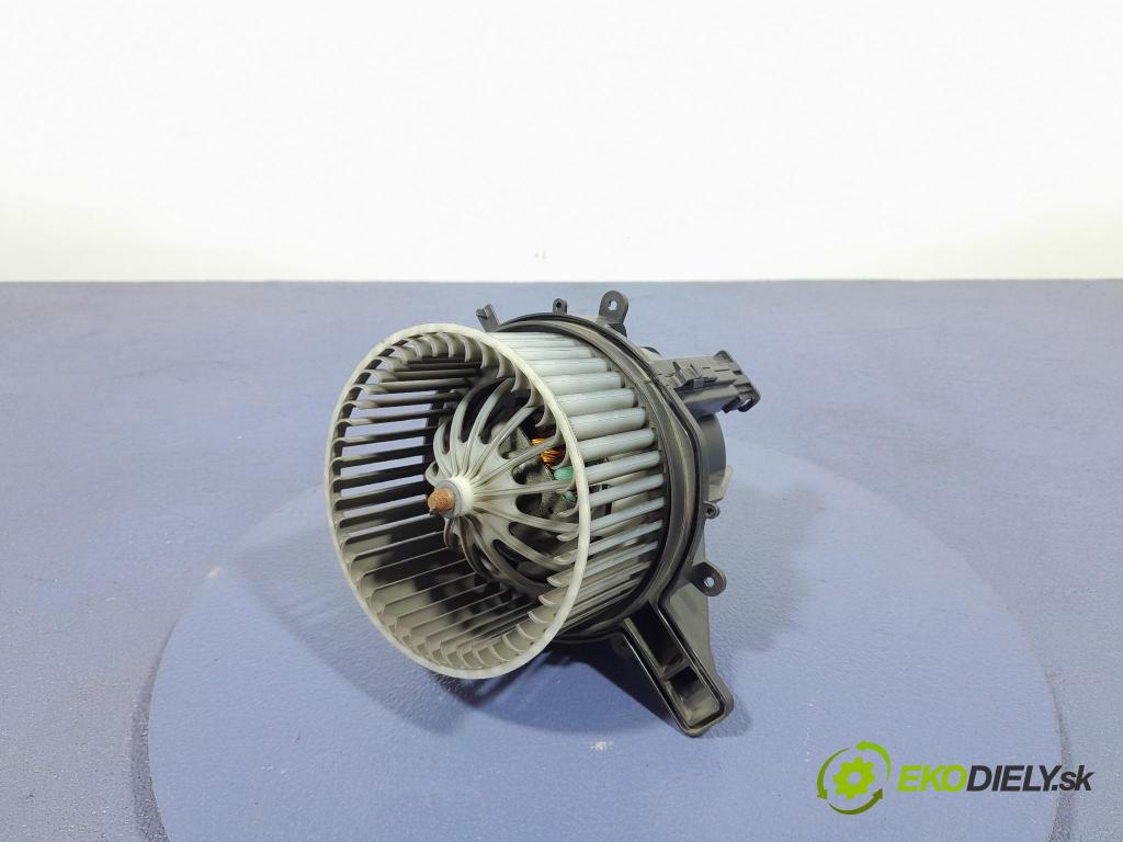 Porsche Cayman 2016 ventilátor Vzduch: