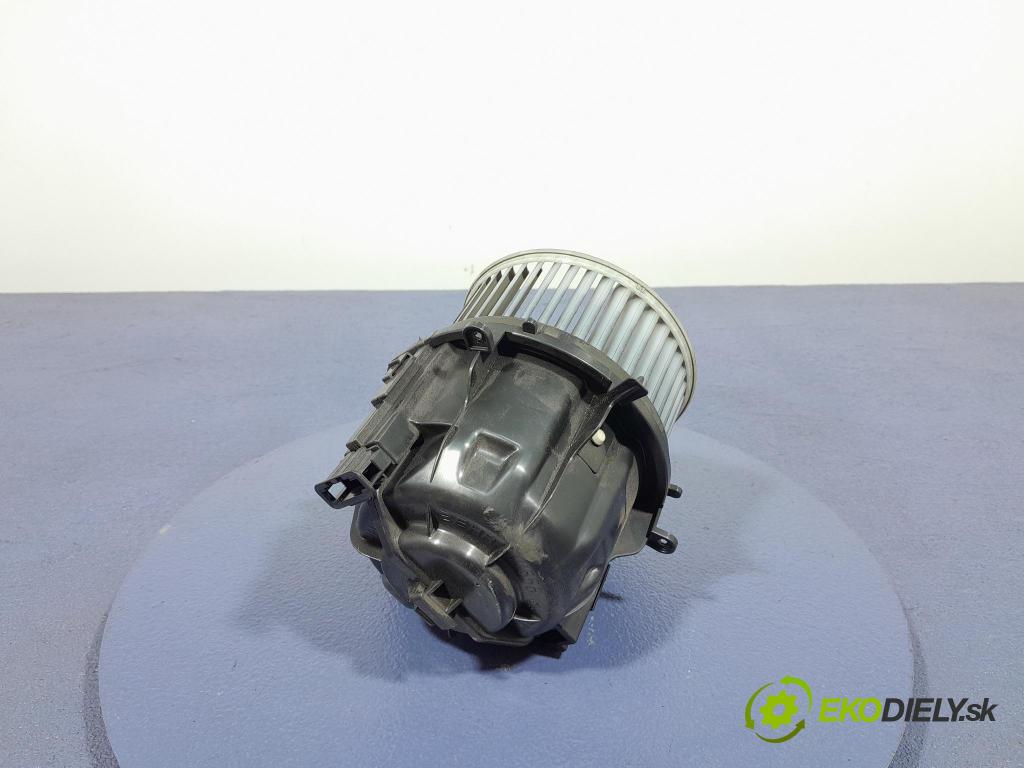 Porsche Cayman 2016 ventilátor Vzduch: