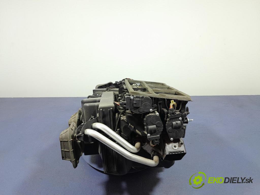 Porsche Cayman 2016 radiator 98157301116