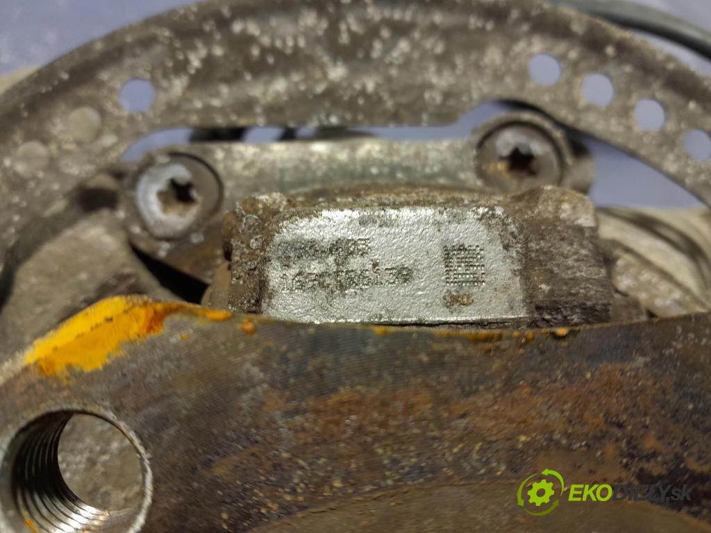 Porsche Cayman 2016 náboj Práva: 982505436A