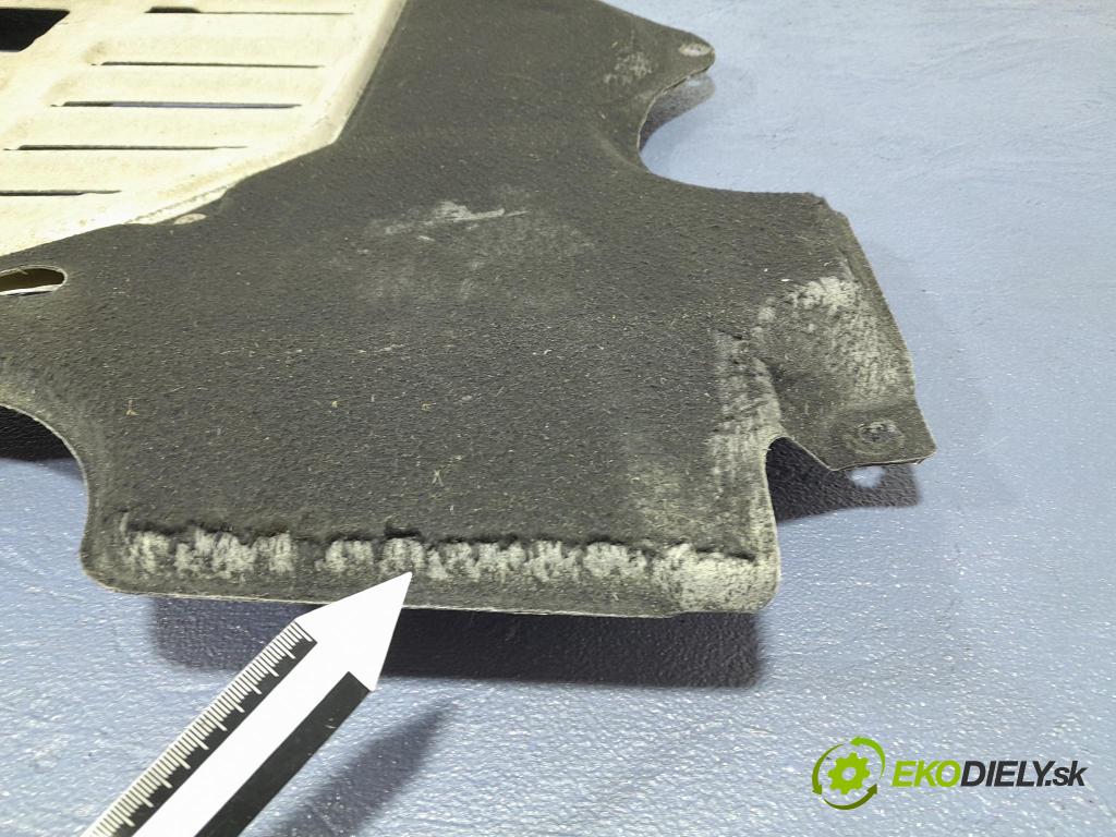 Porsche Cayman 2016 kryt Plast: podvozek: 982825253A