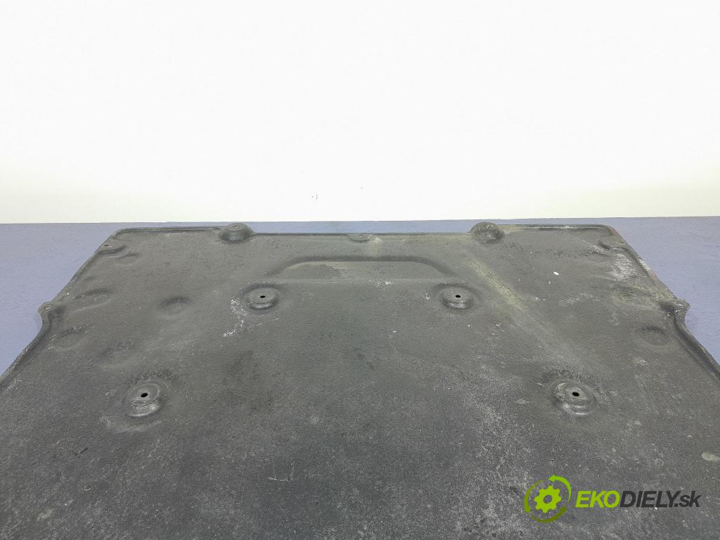 Porsche Cayman 2016 kryt Plast: podvozek: 99150460100