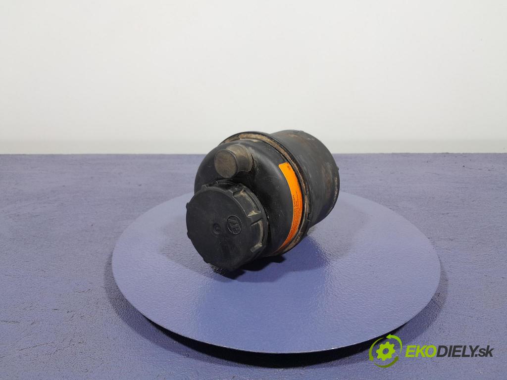 Renault Midlum 2011 nádržka Asistencia: