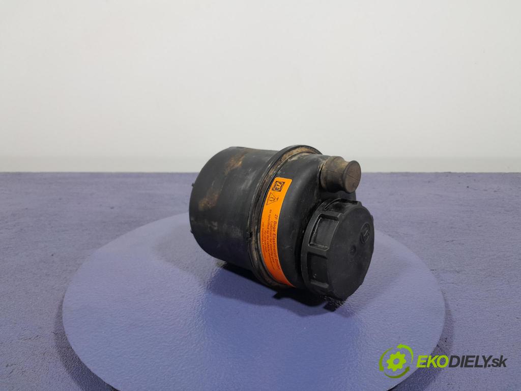 Renault Midlum 2011 nádržka Asistencia: