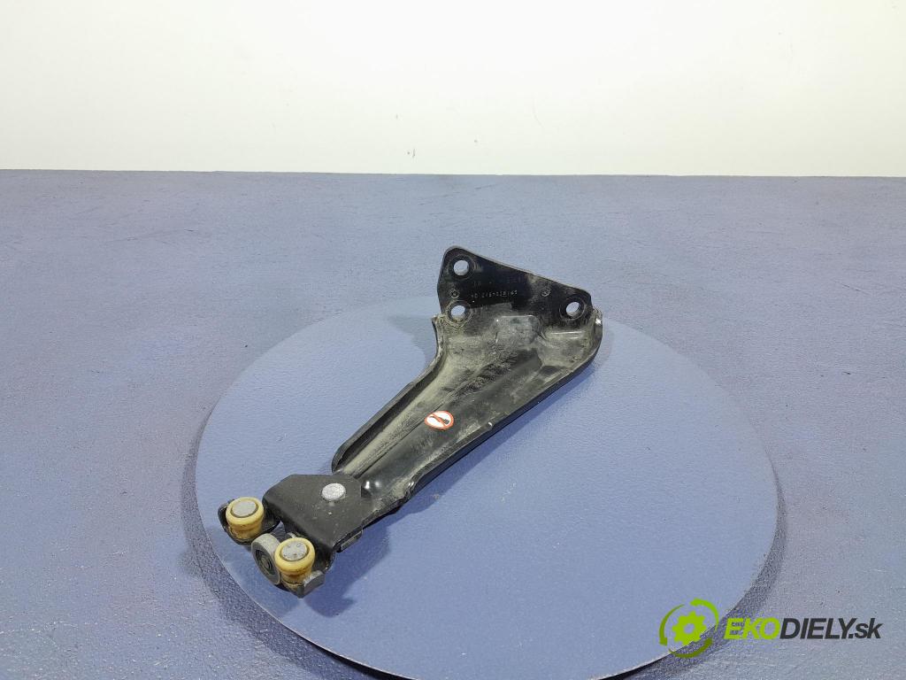 Opel Combo 2023 Závěs: dvere 9816984880