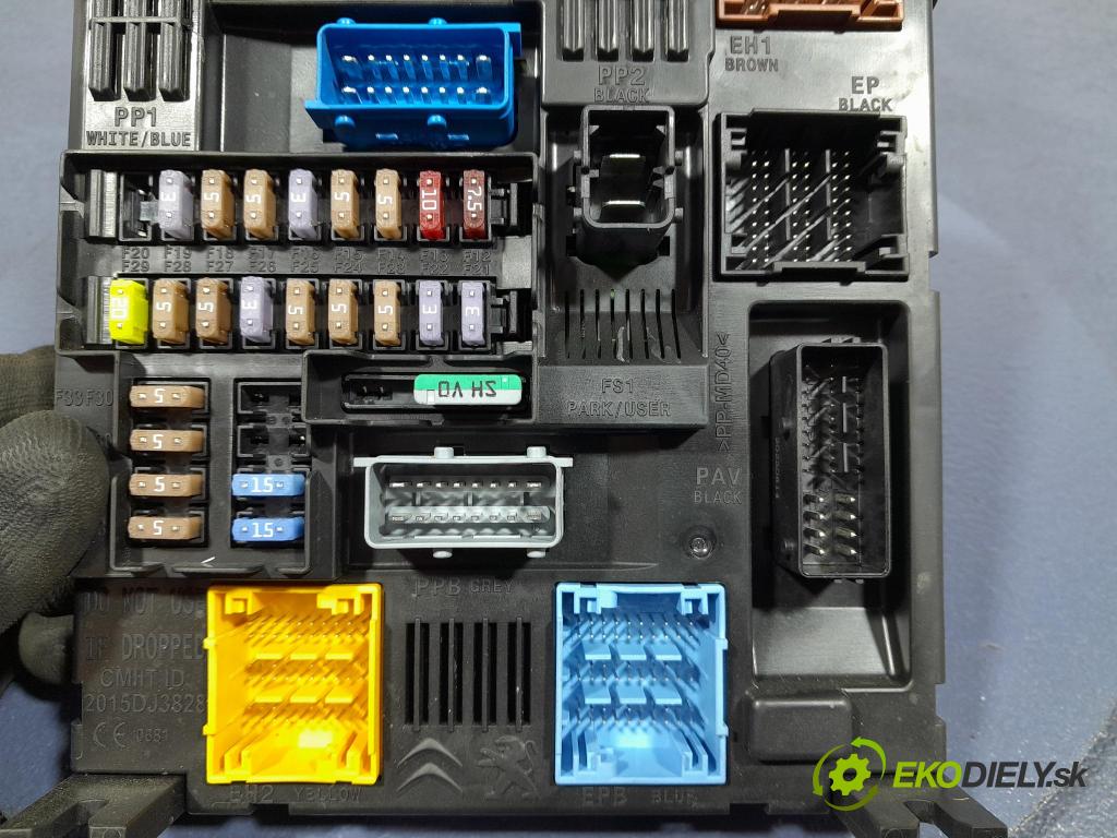 Opel Combo 2023 skrinka Poistky: 9832880380