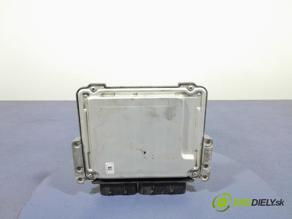 Opel Combo 2023 riadiaca jednotka Motor: 9851888980