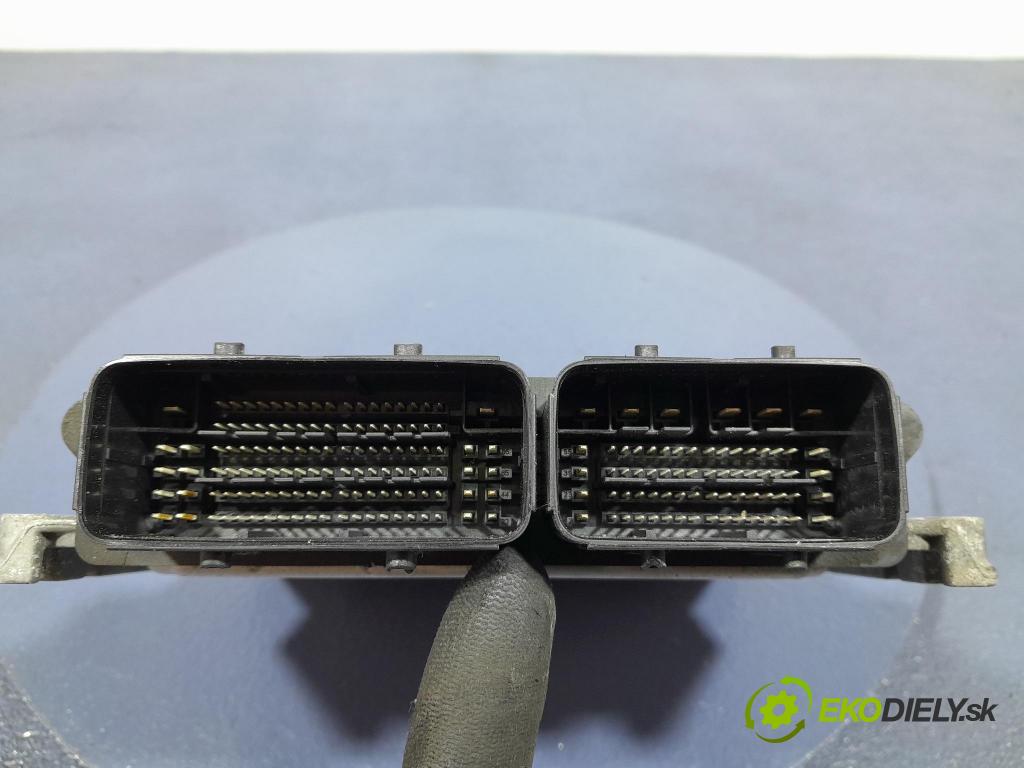 Opel Combo 2023 riadiaca jednotka Motor: 9851888980