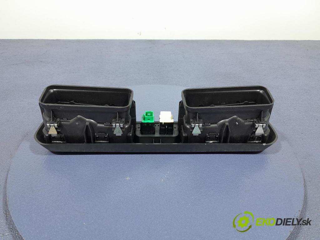 Opel Combo 2023 GRIDS: Prúd vzduchu: Vzduch: MOU022342