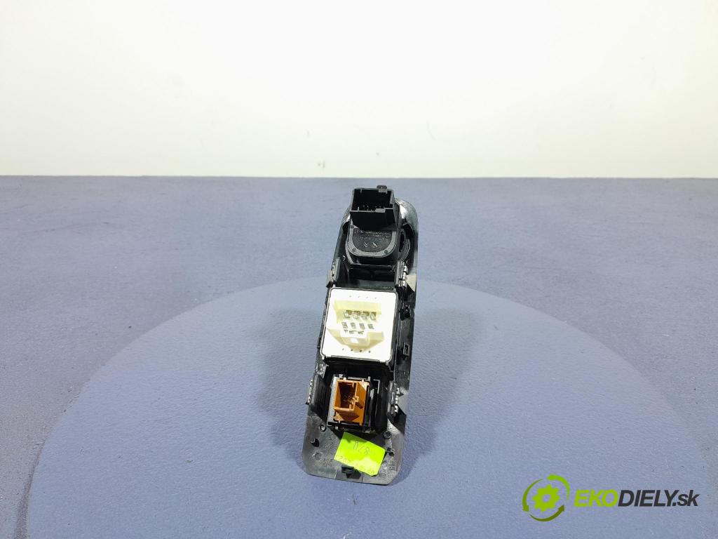 Opel Combo 2023 prepínač Okná: 98208816ZD