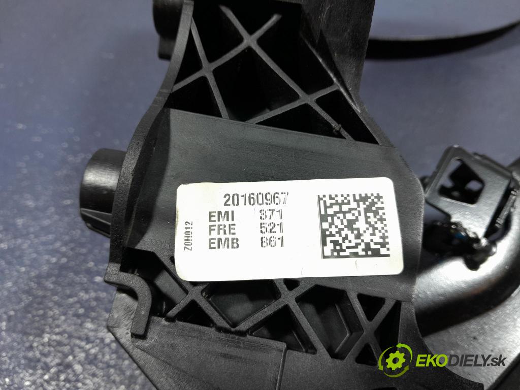 Opel Combo 2023 pedále 9816152180