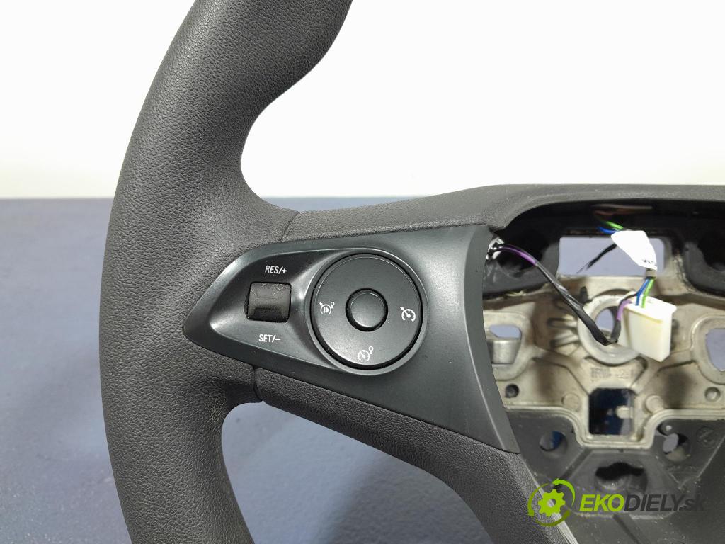 Opel Combo 2023 volant YQ001180YX