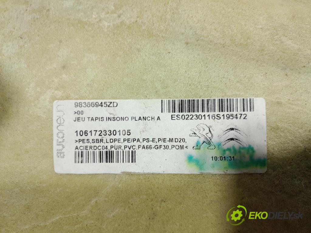 Opel Combo 2023 koberec do auta 98366945ZD