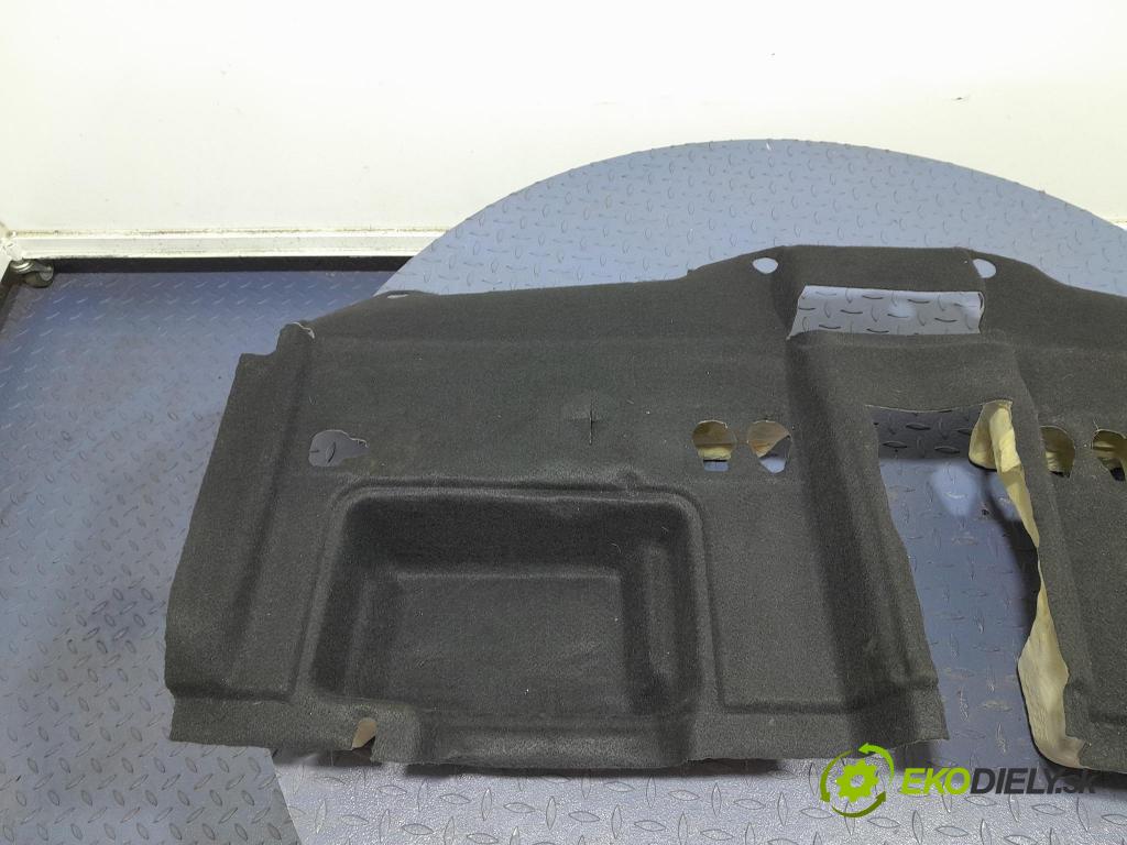 Opel Combo 2023 koberec do auta 98173933ZD