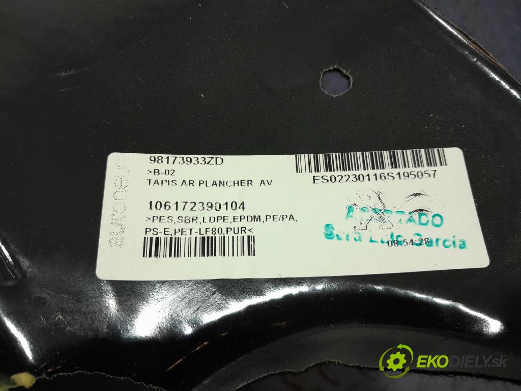 Opel Combo 2023 koberec do auta 98173933ZD