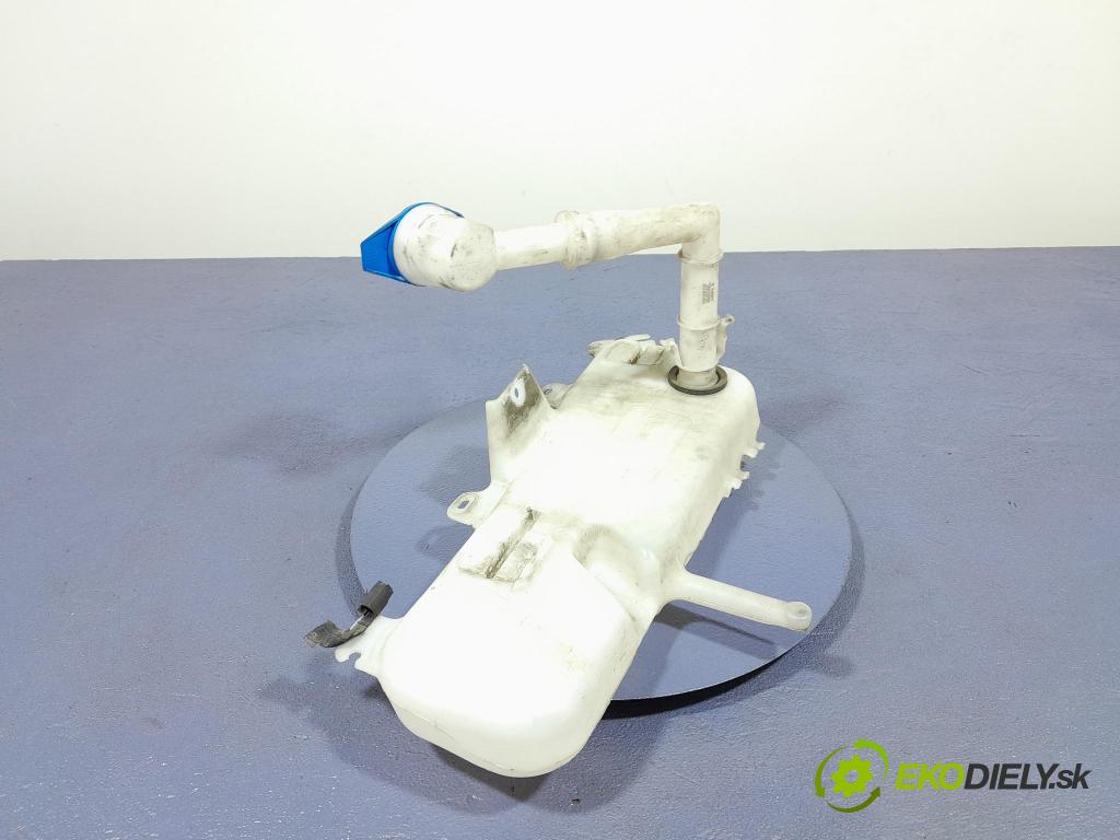 Opel Combo 2023 nádržka Podložka: