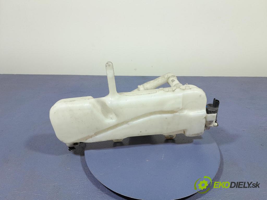 Opel Combo 2023 nádržka Podložka: