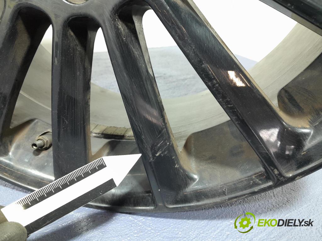 Mercedes A-klasa 2014 Ráfiky: Hlinikové: