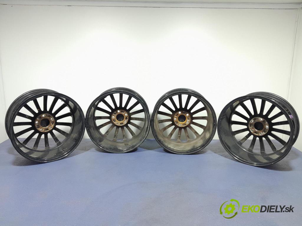 Mercedes A-klasa 2014 Ráfiky: Hlinikové: