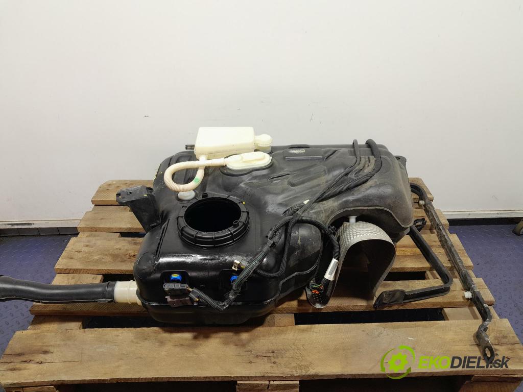 Opel Combo 2023 Nádrž: Paliva: 9823351980