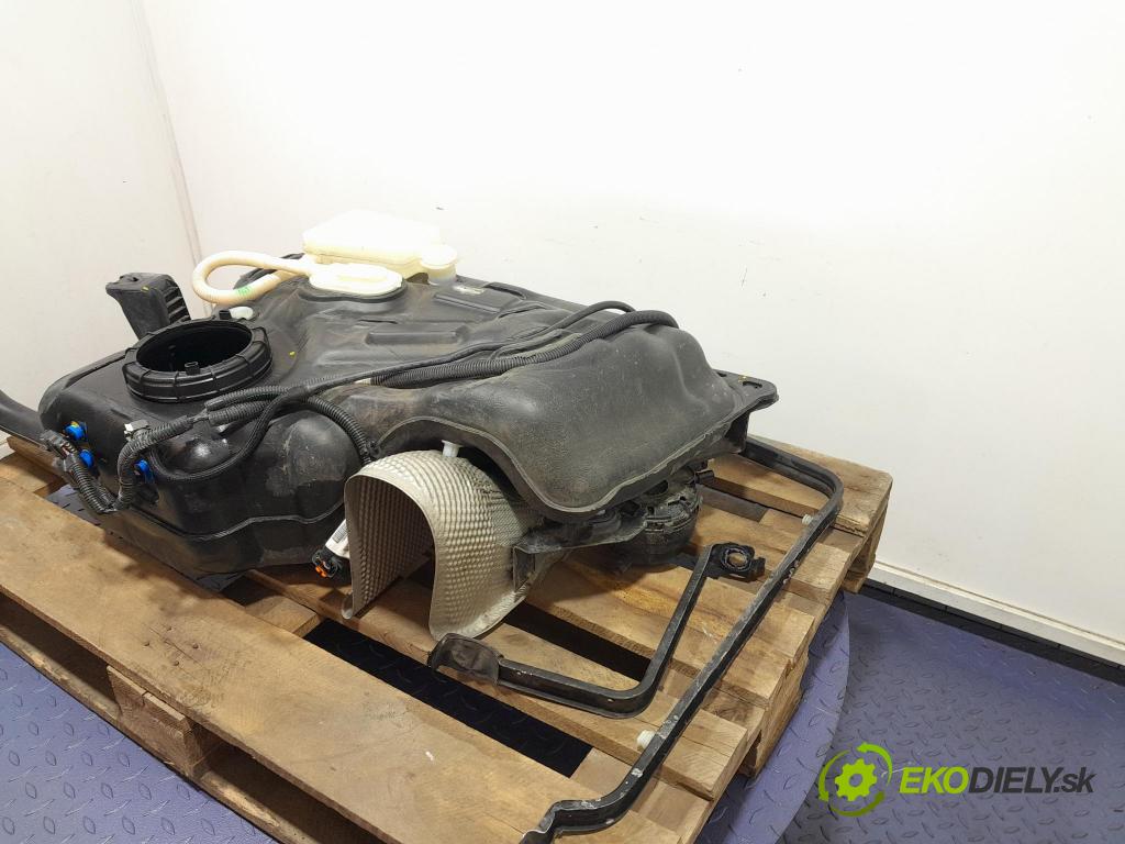 Opel Combo 2023 Nádrž: Paliva: 9823351980