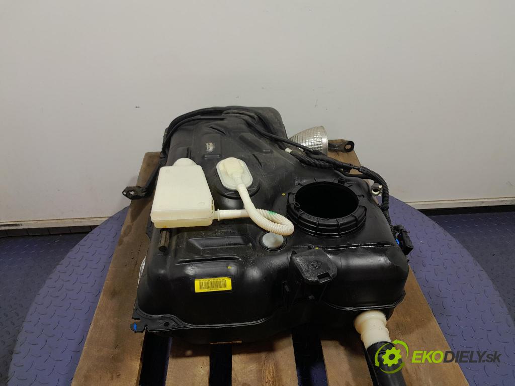 Opel Combo 2023 Nádrž: Paliva: 9823351980