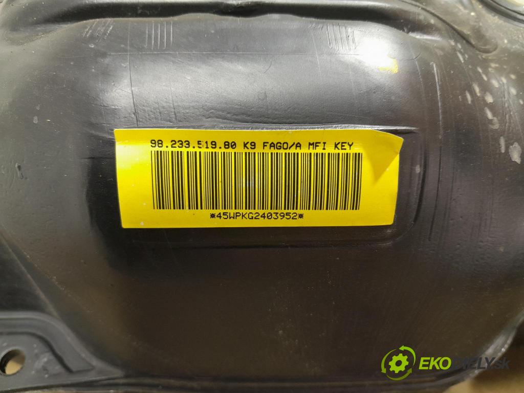 Opel Combo 2023 Nádrž: paliva 9823351980